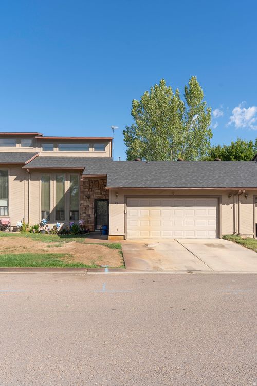 15 Ashley Park Estates Dr, Vernal, UT, 84078-4804 | Card Image