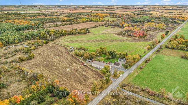 1991 Finch Winchester Boundary Rd, House other with 2 bedrooms, 4 bathrooms and 12 parking in Chesterville ON | Image 30