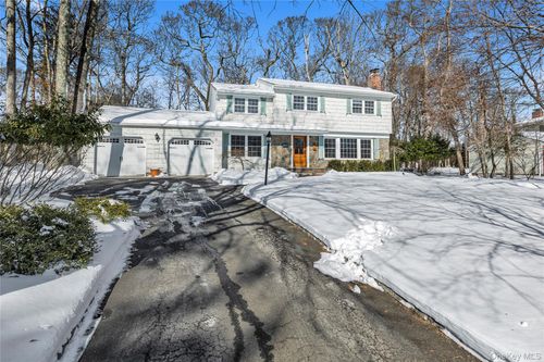 7 Flamingo Dr, Smithtown, NY, 11787-3307 | Card Image