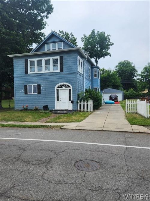 43 Nason Pkwy, Lackawanna, NY, 14218-1422 | Card Image