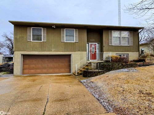 615 N Poplar St, Creston, IA, 50801-1738 | Card Image