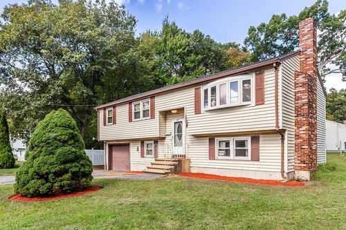 72 W Elm Ter, Brockton, MA, 02301-3629 | Card Image