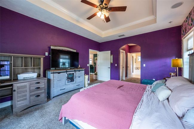 Large Master Bedroom | Image 21