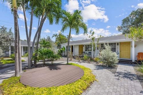 2015a-2021 Plunkett St, Hollywood, FL, 33020-6351 | Card Image