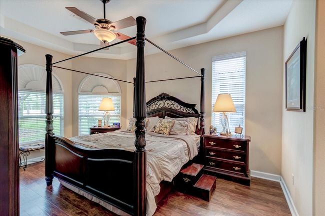 Master bedroom with en suite bathroom | Image 33