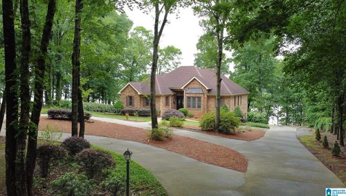 558 Eagle Pointe Ln, PELL CITY, AL, 35128-7263 | Card Image