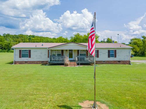 781 Belfast Farmington Rd, Lewisburg, TN, 37091-7009 | Card Image