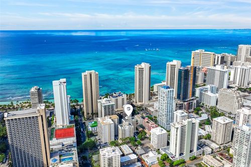 1002a-2450 Prince Edward St, Honolulu, HI, 96815-3283 | Card Image
