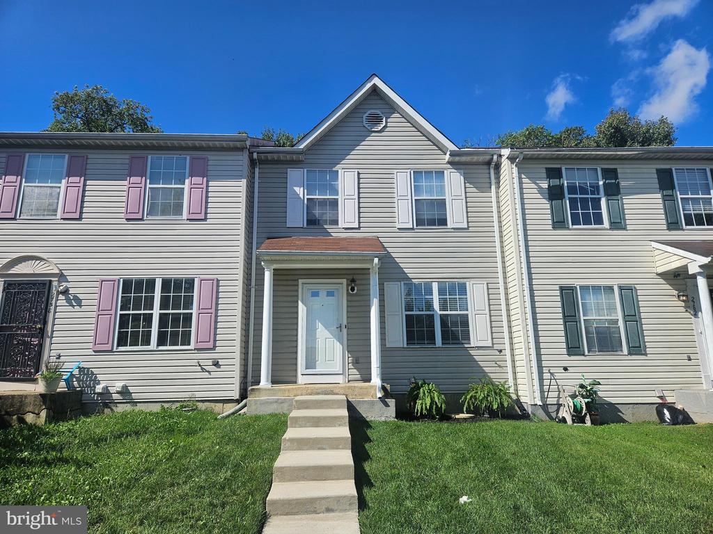 Sweetwater Ct, District Heights, MD 20747