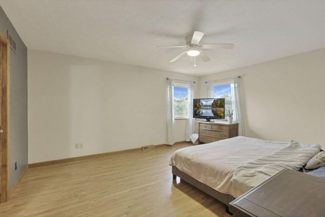 131 Donerail Dr Sw, House other with 4 bedrooms, 3 bathrooms and null parking in Pataskala OH | Image 39
