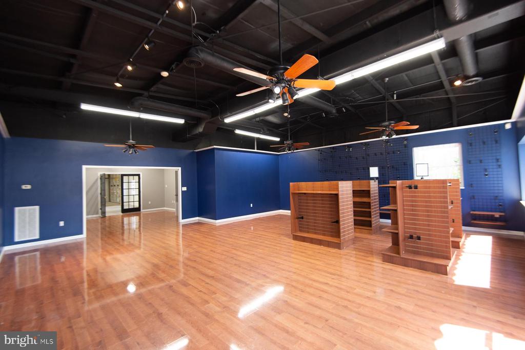 Commercial Sale in CAMBRIDGE