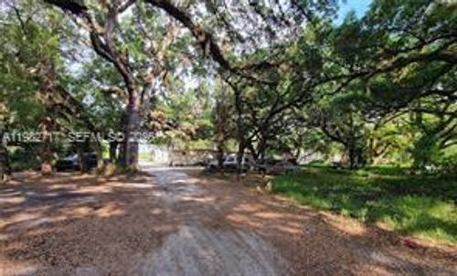 2302 Cr 78, Other City - In The State Of Florida, FL, 33935 | Card Image