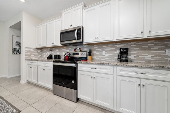 4002 Lana Ave, Townhouse with 5 bedrooms, 5 bathrooms and null parking in DAVENPORT FL | Image 11