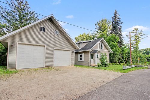 S220 Glade Ave, Spring Valley, WI, 54767-8862 | Card Image