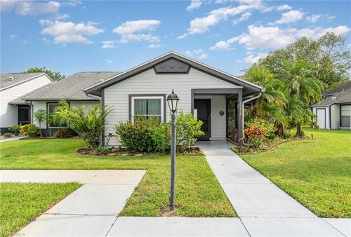 10615 Roxbury Ct, LEHIGH ACRES, FL, 33936-7260 | Card Image