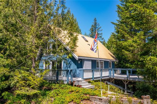 4605 Mate Rd, Pender Island, BC, V0N2M0 | Card Image