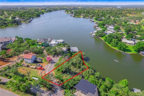 150 Skyline Dr, Sunrise Beach, TX, 78643-9271 | Card Image