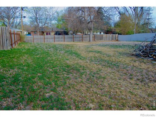 2652 17th Ave, Greeley, CO, 80631-8105 | Card Image