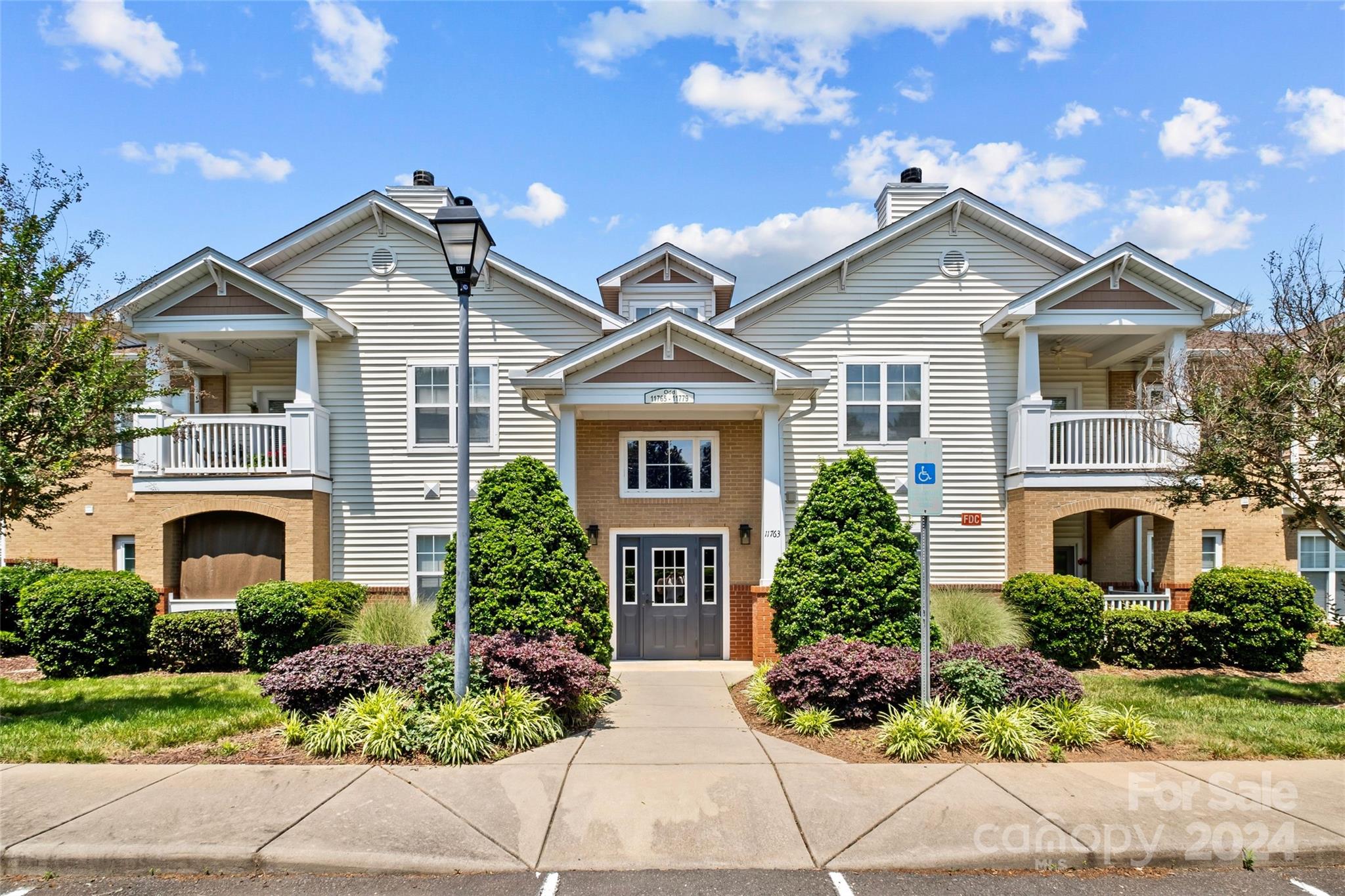 Ridgeway Park Dr, Charlotte, NC 28277