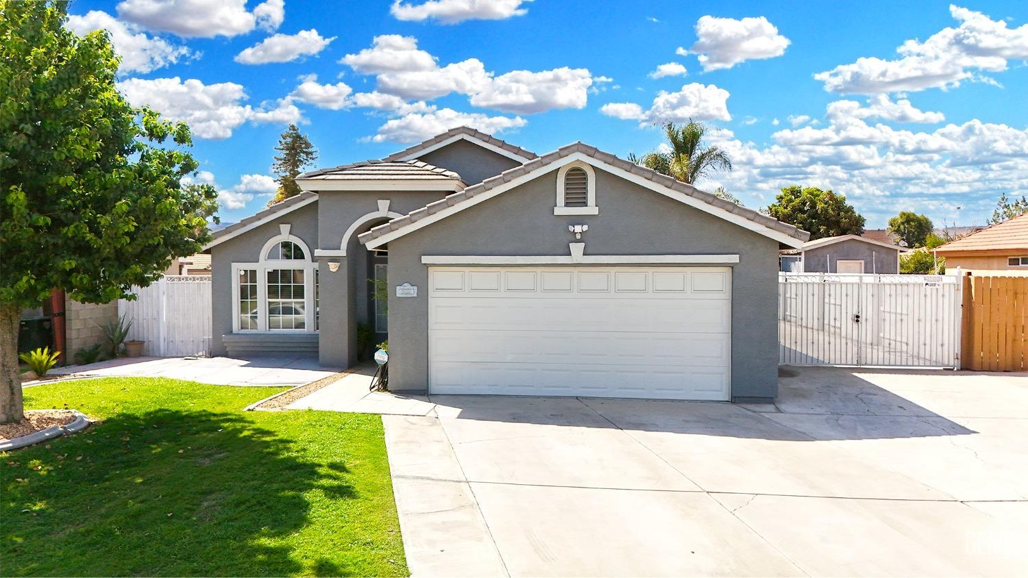Asseri St, Bakersfield, CA 93313