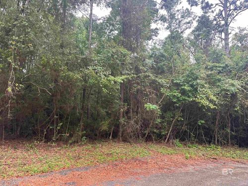 9 Pine St, Chickasaw, AL, 36611-2520 | Card Image