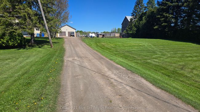 2670 Chiswick Line, House other with 3 bedrooms, 2 bathrooms and 4 parking in Powassan ON | Image 7