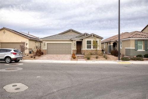 2698 Frabiele St, Henderson, NV, 89044-1741 | Card Image