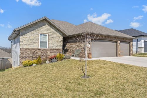 874 E Acacia Ln, Nixa, MO, 65714-4221 | Card Image