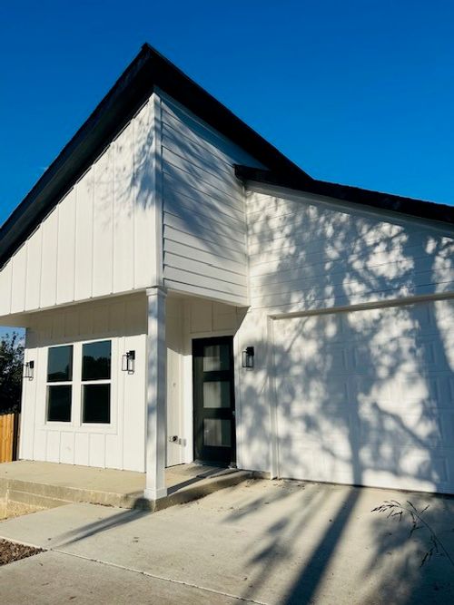 5824 Plum Dale Rd, Dallas, TX, 75241-2937 | Card Image