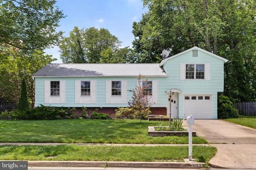 8132 Keeler St, ALEXANDRIA, VA, 22309-1057 | Card Image