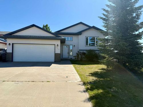 9901 104 St, Sexsmith, AB, T0H0B2 | Card Image