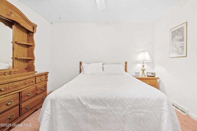 19 Tamarack Ln, House other with 4 bedrooms, 3 bathrooms and 6 parking in Schenectady NY | Image 45