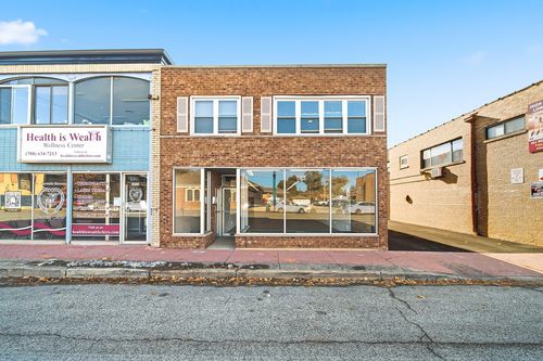 3837 W 95th St, Evergreen Park, IL, 60805-2020 | Card Image