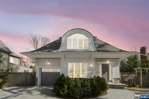 163 Highwood Ave, Tenafly, NJ, 07670-1133 | Card Image