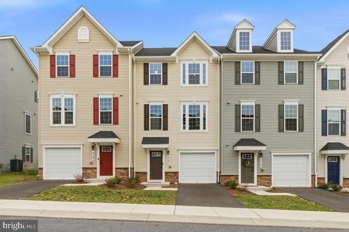 317 Pemberton Park Ln, FREDERICK, MD, 21703-4909 | Card Image