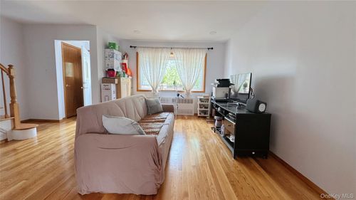 168 19th Ave Avenue, New York, NY, 11357 | Card Image