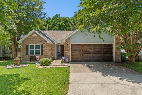 366 Brookwood Blvd, Mary Esther, FL, 32569-2107 | Card Image