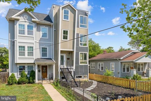 4312 Hayes St Ne, WASHINGTON, DC, 20019-8057 | Card Image