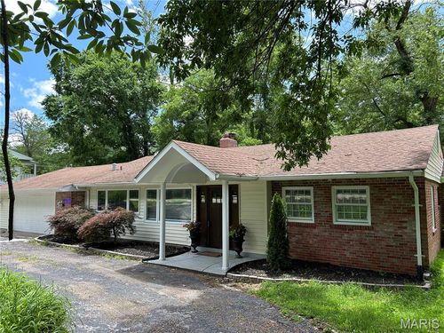 2009 N Geyer Rd, SAINT LOUIS, MO, 63131-3302 | Card Image