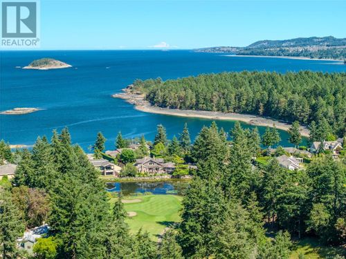 2431 Andover Rd, Nanoose Bay, BC, V9P9G9 | Card Image