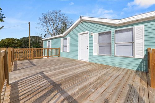 18805 Saint Paul Dr, SPRING HILL, FL, 34610-3067 | Card Image