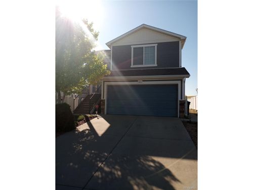 5571 Killarney St, Denver, CO, 80249-8717 | Card Image
