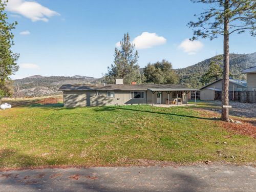 41987 Crass Drive, Oakhurst, CA, 93644 | Card Image