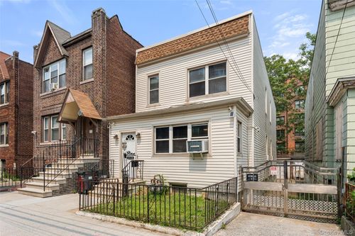 2020 Continental Ave, Bronx, NY, 10461-3993 | Card Image