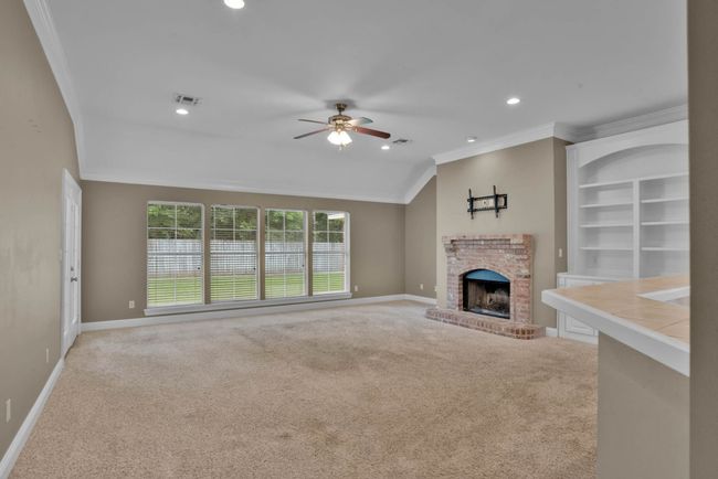 245 Harders Crossing Blvd, House other with 3 bedrooms, 2 bathrooms and null parking in Shreveport LA | Image 5
