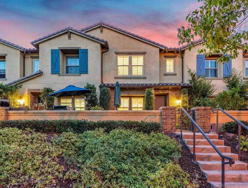 16675 Gill Loop, San Diego, CA, 92127-6153 | Card Image