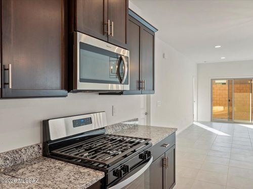 5151 W Gainer Ridge Road, Tucson, AZ, 85757 | Card Image