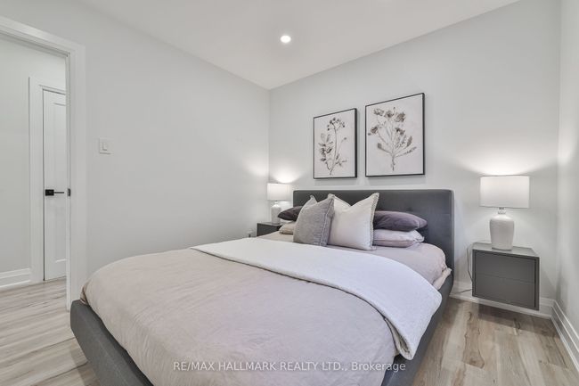 183 Willowridge Rd, House attached with 4 bedrooms, 2 bathrooms and 2 parking in Etobicoke ON | Image 23