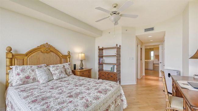 APT-603 - 409 N Point Rd, Condo with 3 bedrooms, 3 bathrooms and null parking in OSPREY FL | Image 30