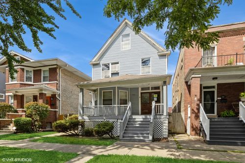1165 Humphrey Ave, Oak Park, IL, 60304-2237 | Card Image